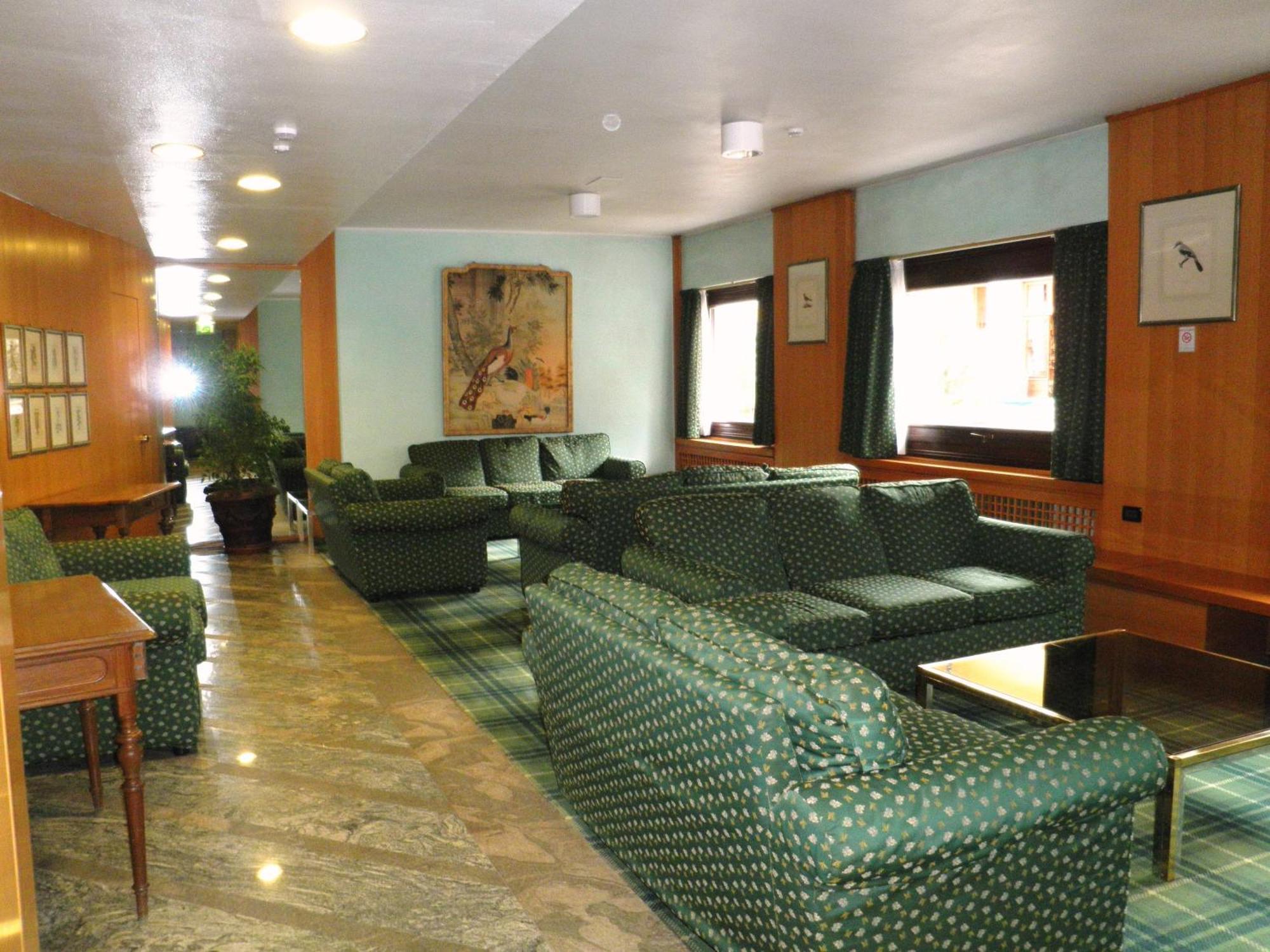 Residence Hotel Sport Campiglio Madonna di Campiglio Ngoại thất bức ảnh