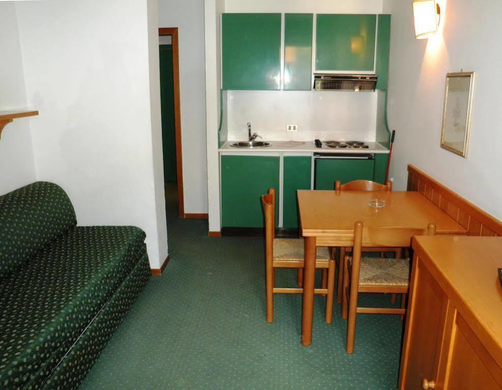 Residence Hotel Sport Campiglio Madonna di Campiglio Ngoại thất bức ảnh